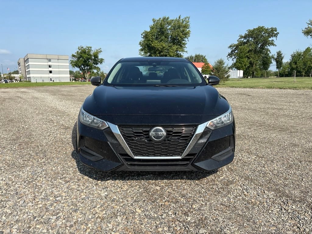 Used 2021 Nissan Sentra SV FWD image 2
