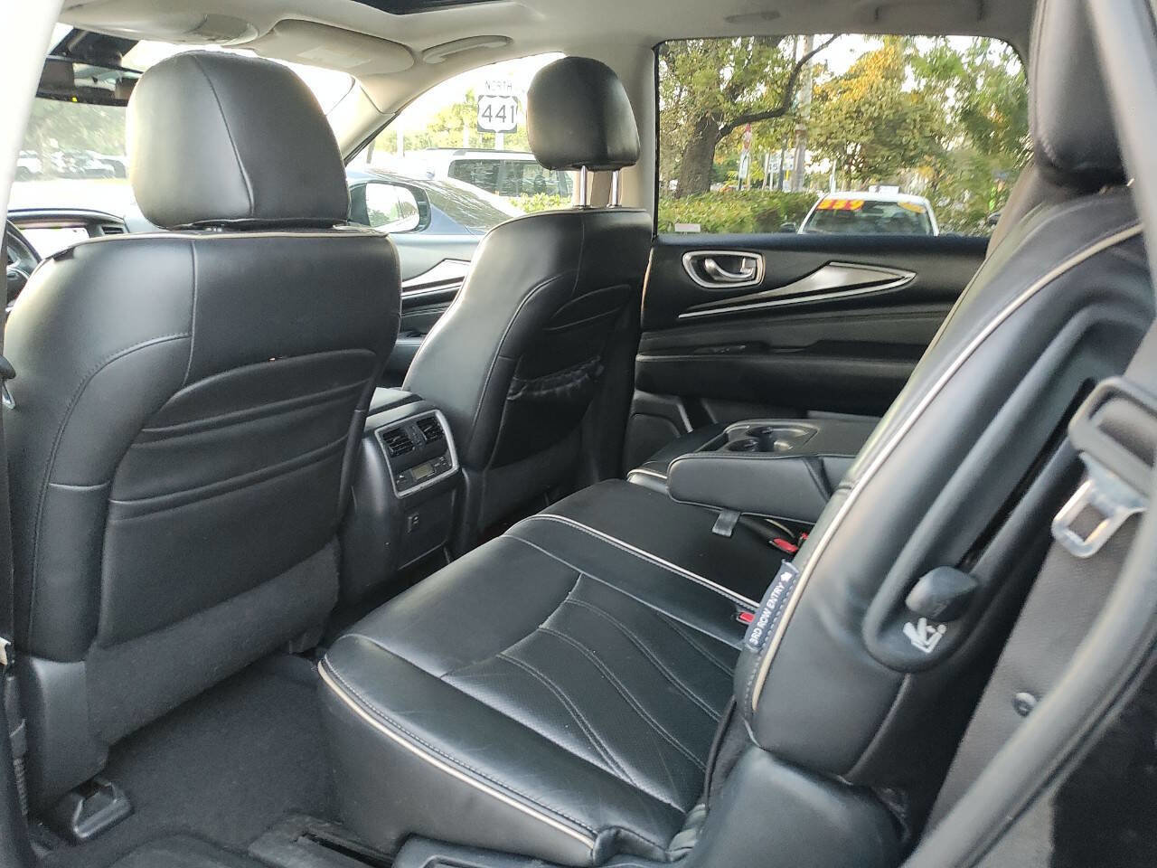 Used 2018 INFINITI QX60 Luxe w/ Premium Plus Package AWD/4WD image 36