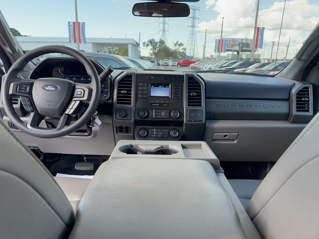 Certified 2021 Ford F250 XL w/ Power Equipment Group image 28