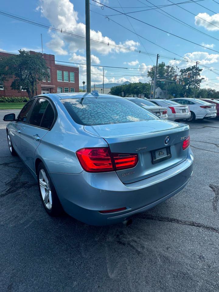Used 2015 BMW 320i xDrive Sedan AWD/4WD image 3