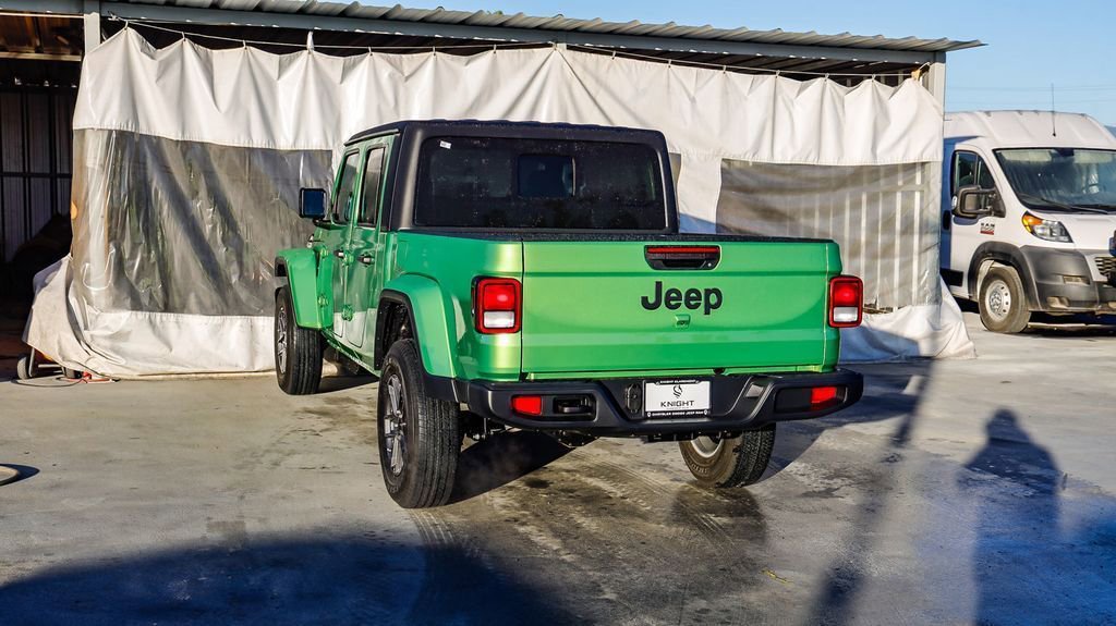 New 2026 Jeep Gladiator Sport image 7