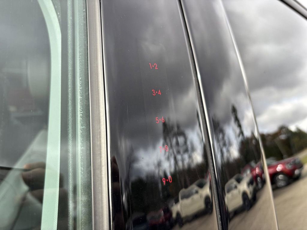 Used 2023 Ford Explorer XLT w/ Equipment Group 202A image 12