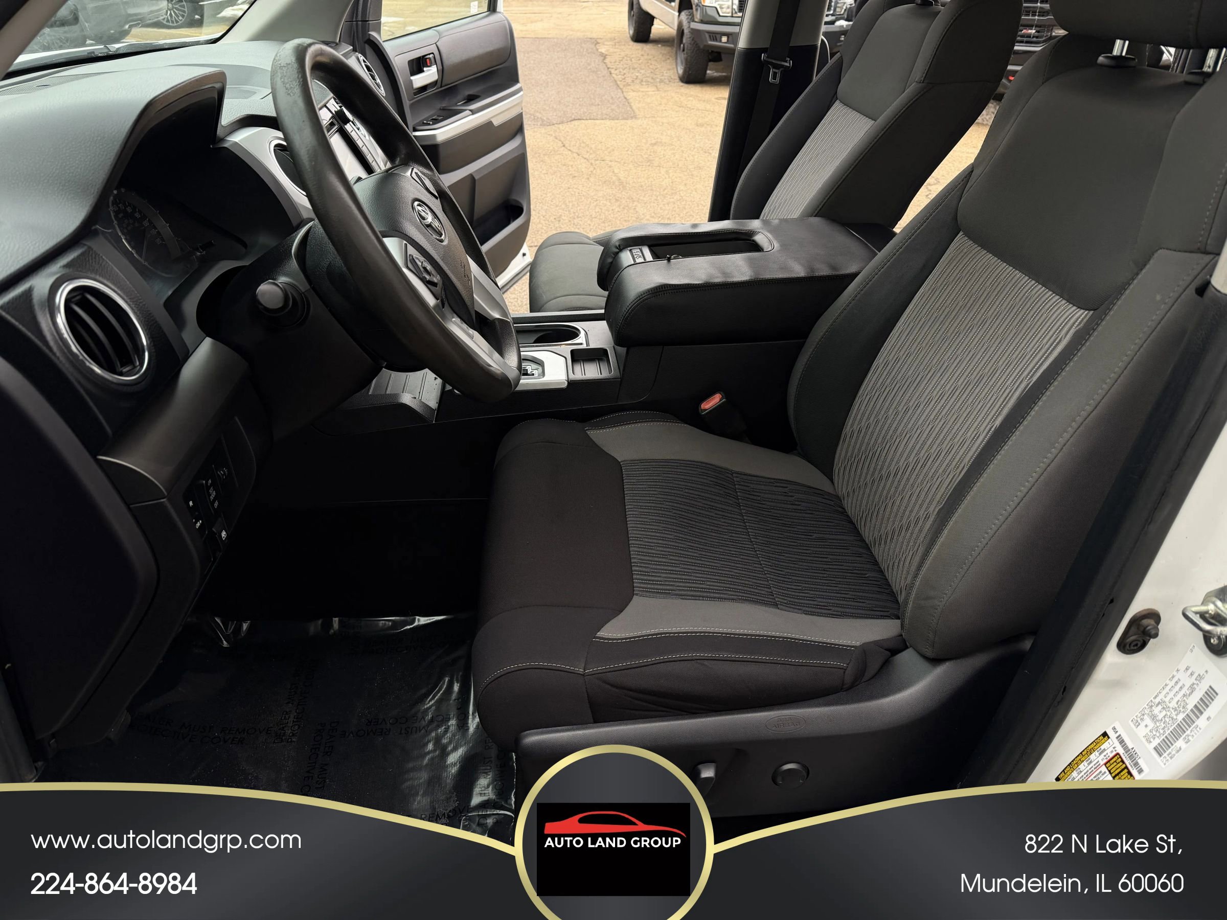 Used 2015 Toyota Tundra SR5 w/ SR5 Upgrade Package image 11