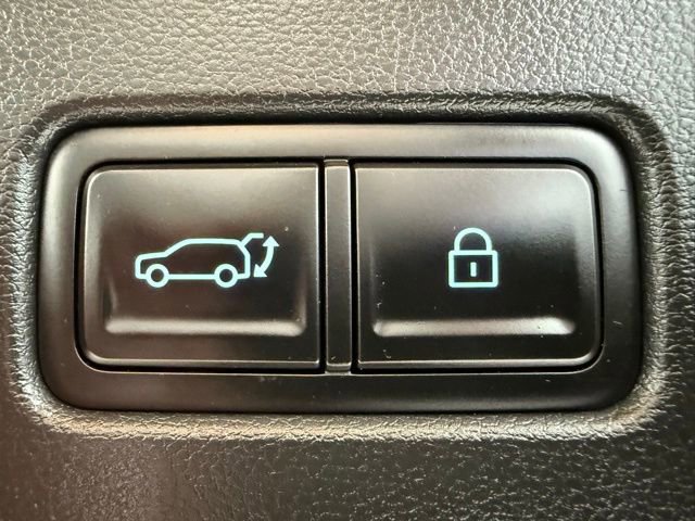 Used 2024 Hyundai Santa Fe Limited image 10