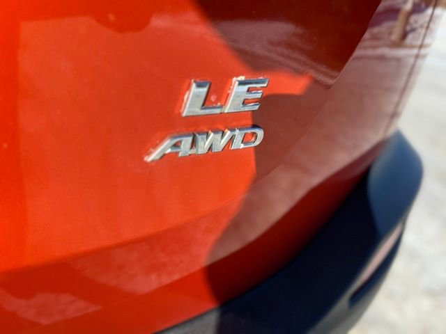 Used 2015 Toyota RAV4 LE image 36