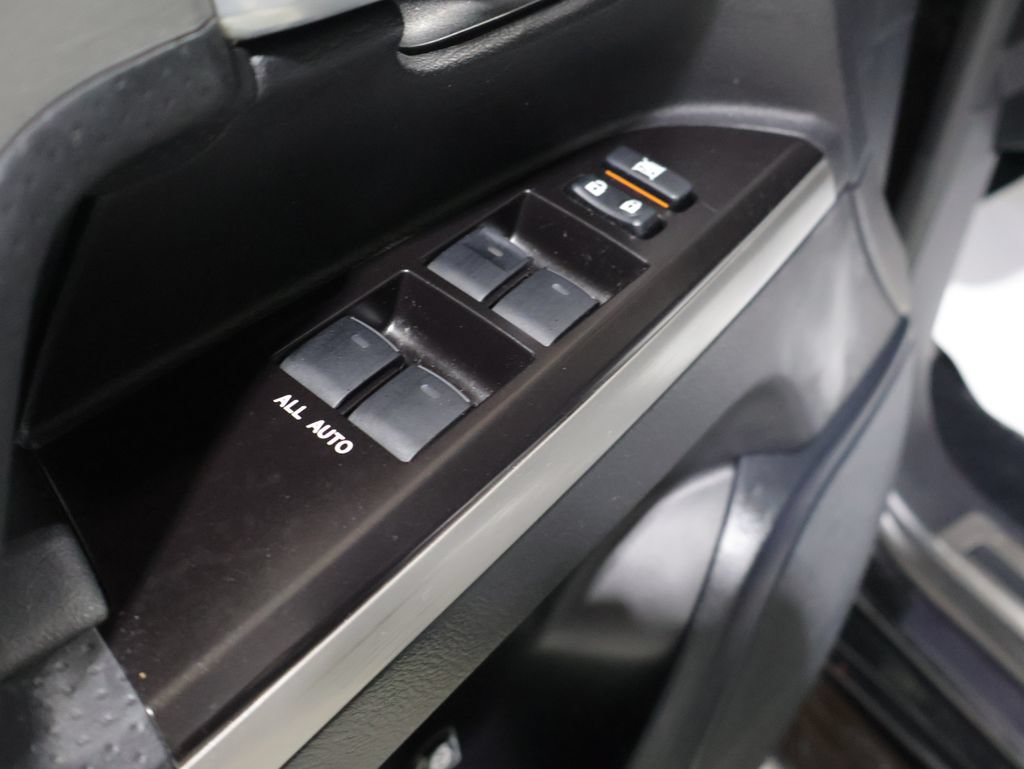 Used 2017 Toyota Land Cruiser AWD/4WD image 14