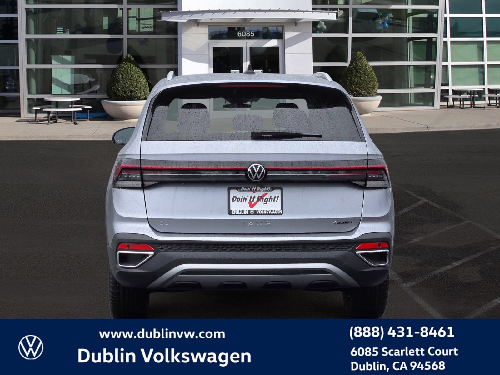 New 2025 Volkswagen Taos SE AWD/4WD image 5