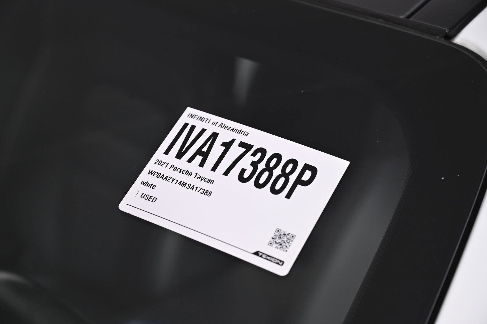 Used 2021 Porsche Taycan RWD image 43