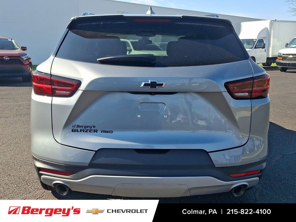 Certified 2023 Chevrolet Blazer LT w/ Midnight/Sport Edition image 6