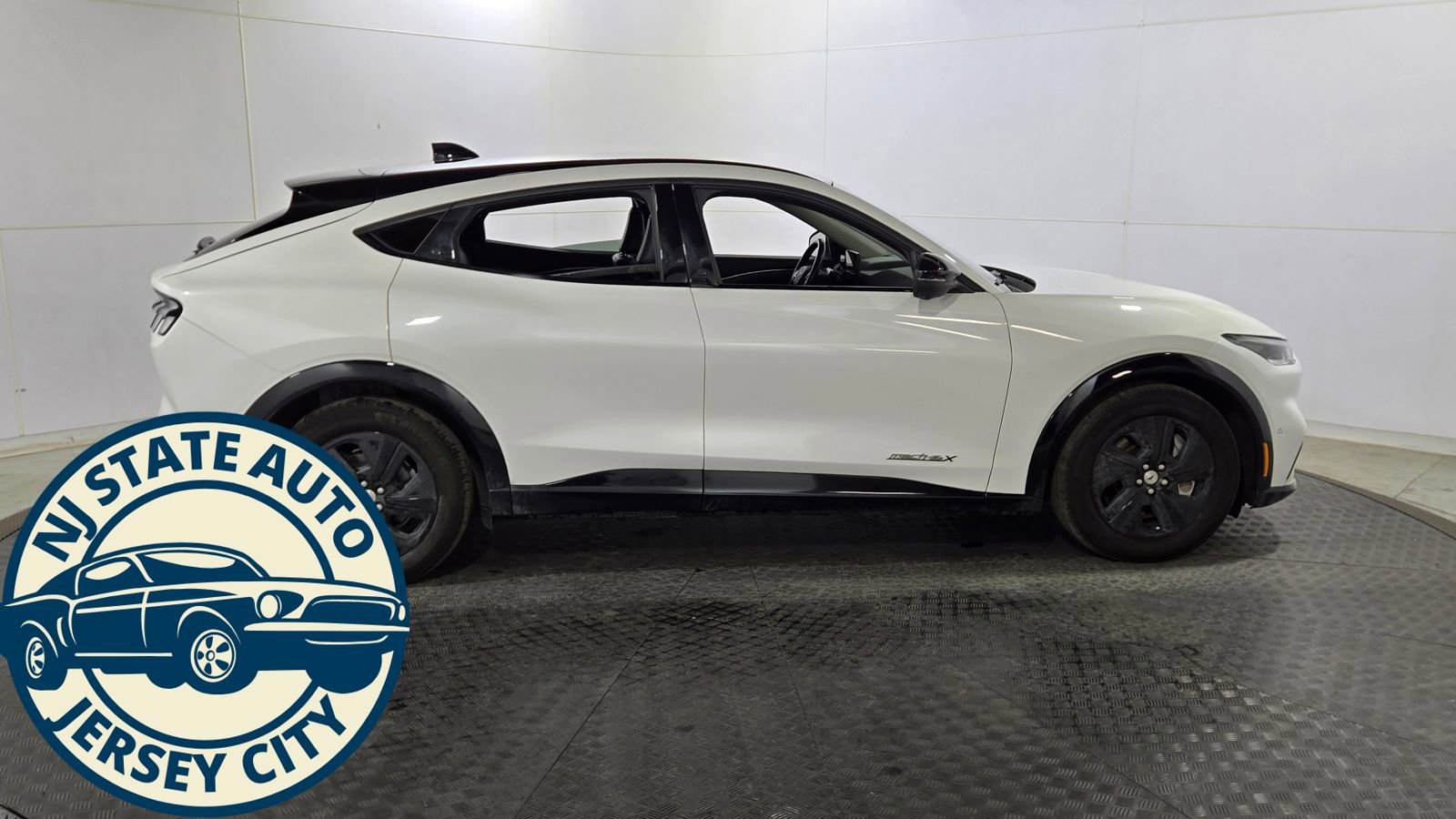 Used 2022 Ford Mustang Mach-E California Route 1 image 11