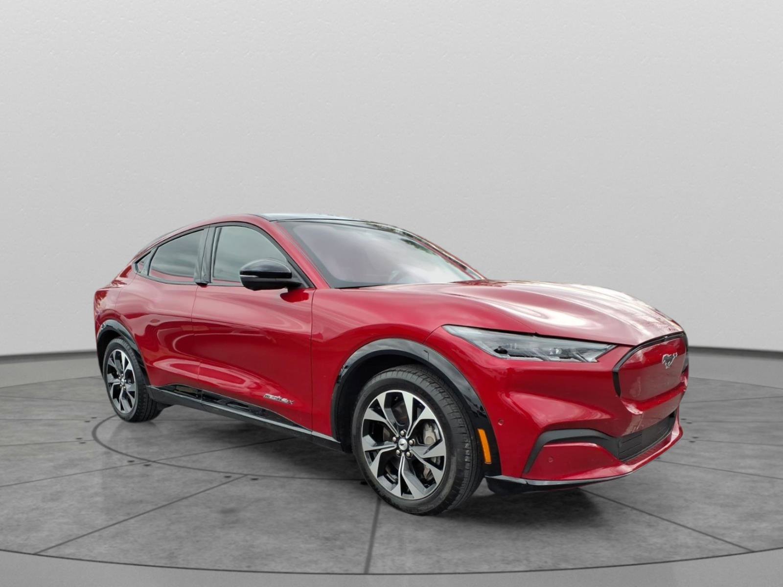 Used 2021 Ford Mustang Mach-E Premium image 3