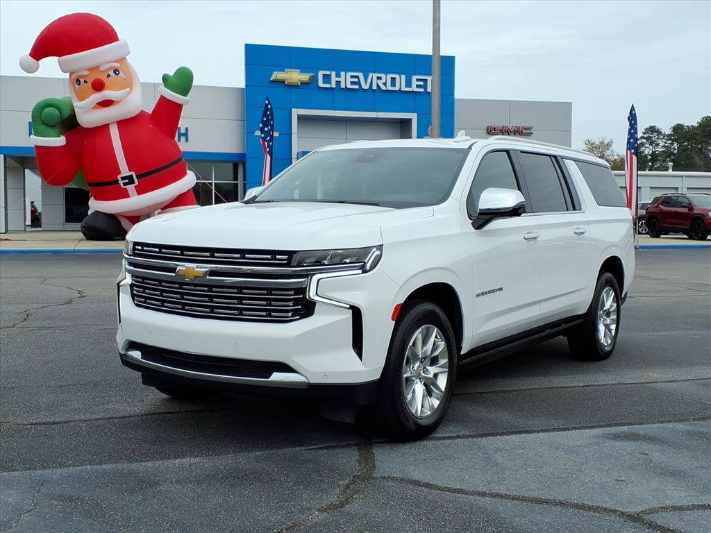 Used 2023 Chevrolet Suburban Premier image 1