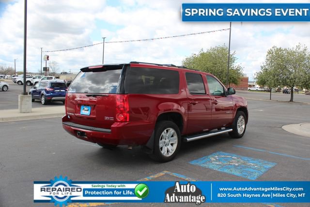 Used 2013 GMC Yukon XL SLT w/ SLT-2 Equipment Package AWD/4WD image 9