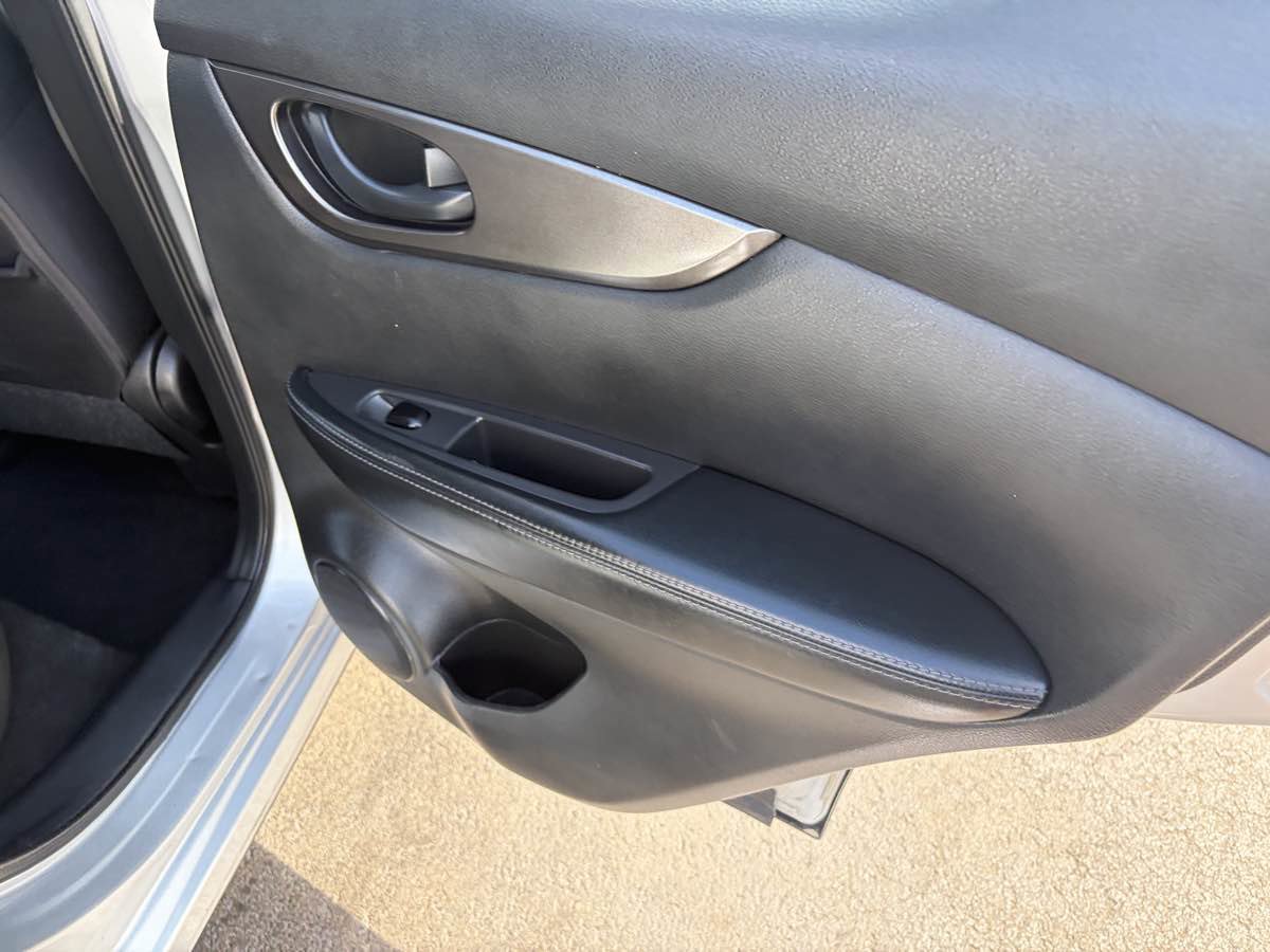 Used 2021 Nissan Rogue Sport S AWD/4WD image 25