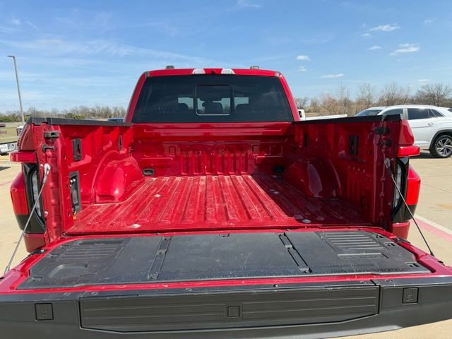 Used 2023 Ford F150 Lightning Lariat image 9