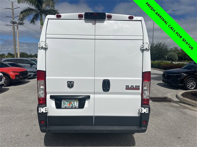 Used 2017 RAM ProMaster 2500 w/ Premium Appearance Group image 4