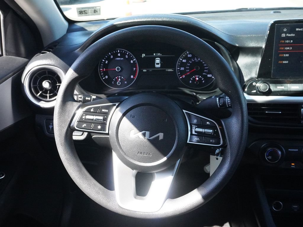 Used 2023 Kia Forte LXS w/ LXS Technology Package image 33