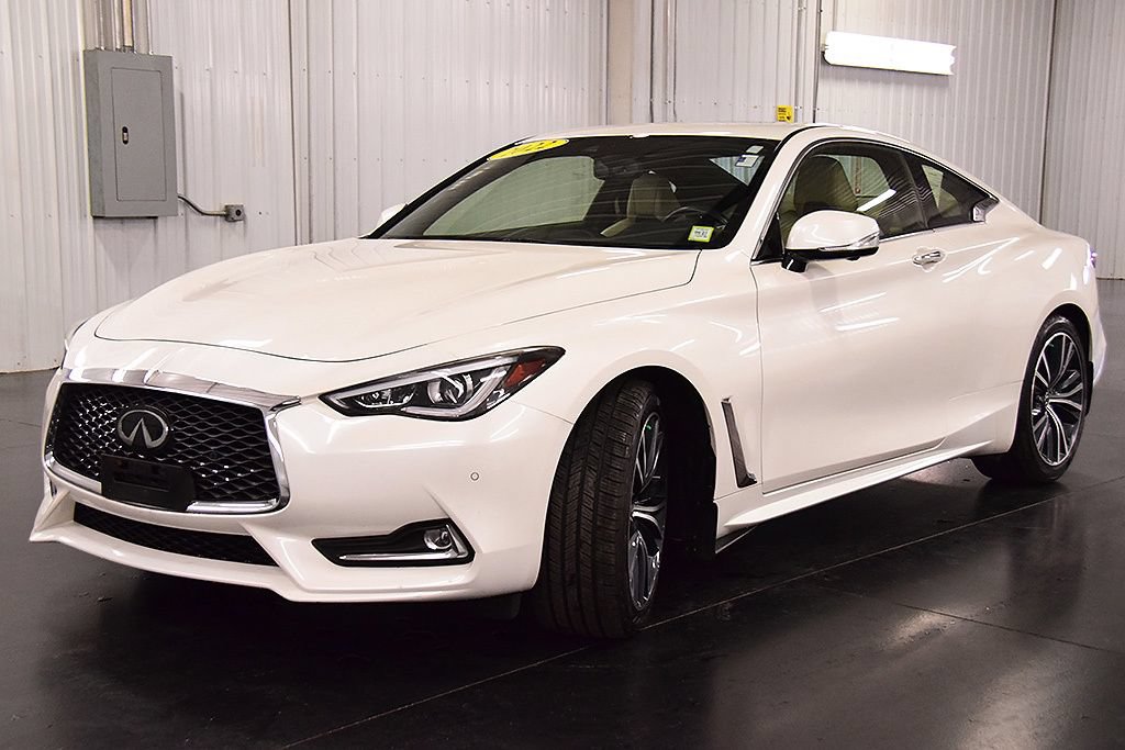 Used 2022 INFINITI Q60 3.0t Luxe w/ Essential Package AWD/4WD image 3