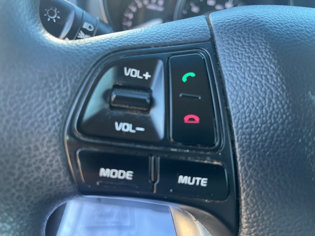 Used 2016 Kia Rio LX image 10