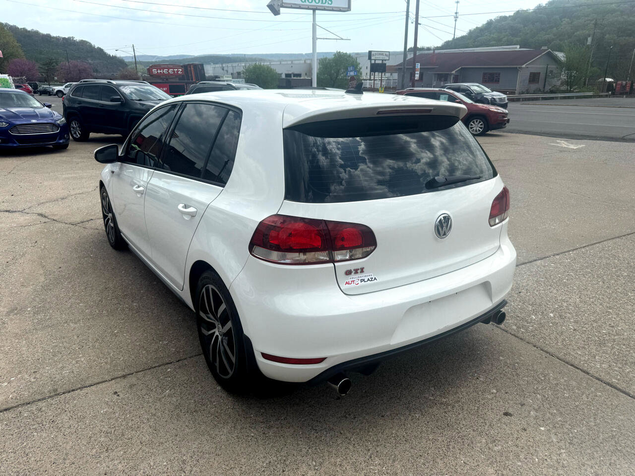 Used 2014 Volkswagen GTI Driver's Edition image 7