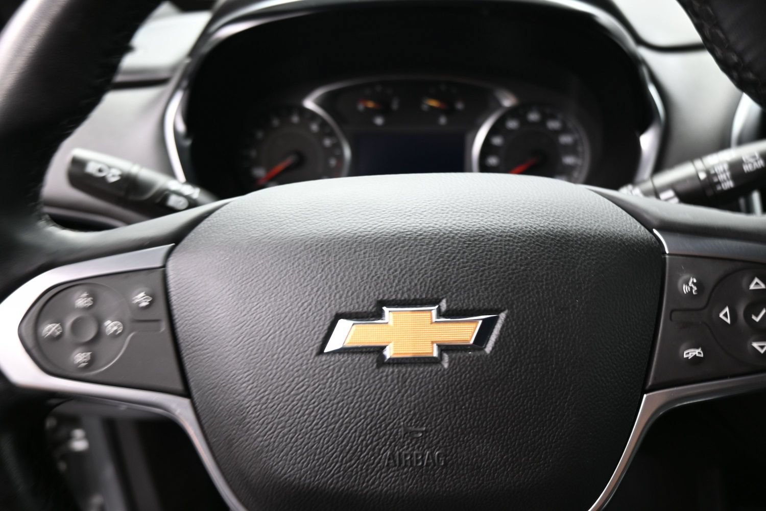 Used 2023 Chevrolet Traverse LT AWD/4WD image 16