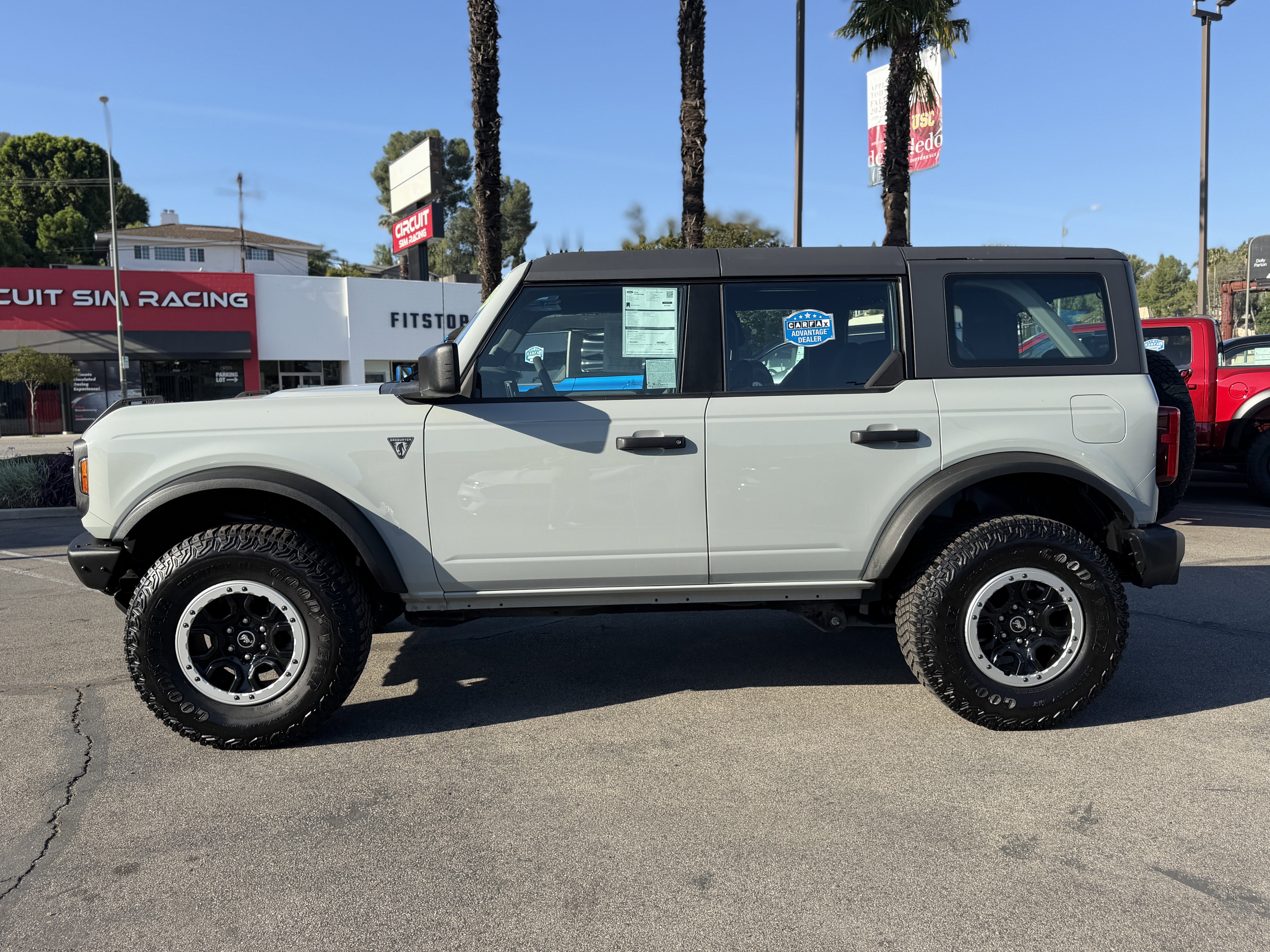 Certified 2023 Ford Bronco 4-Door w/ Sasquatch Package AWD/4WD image 4