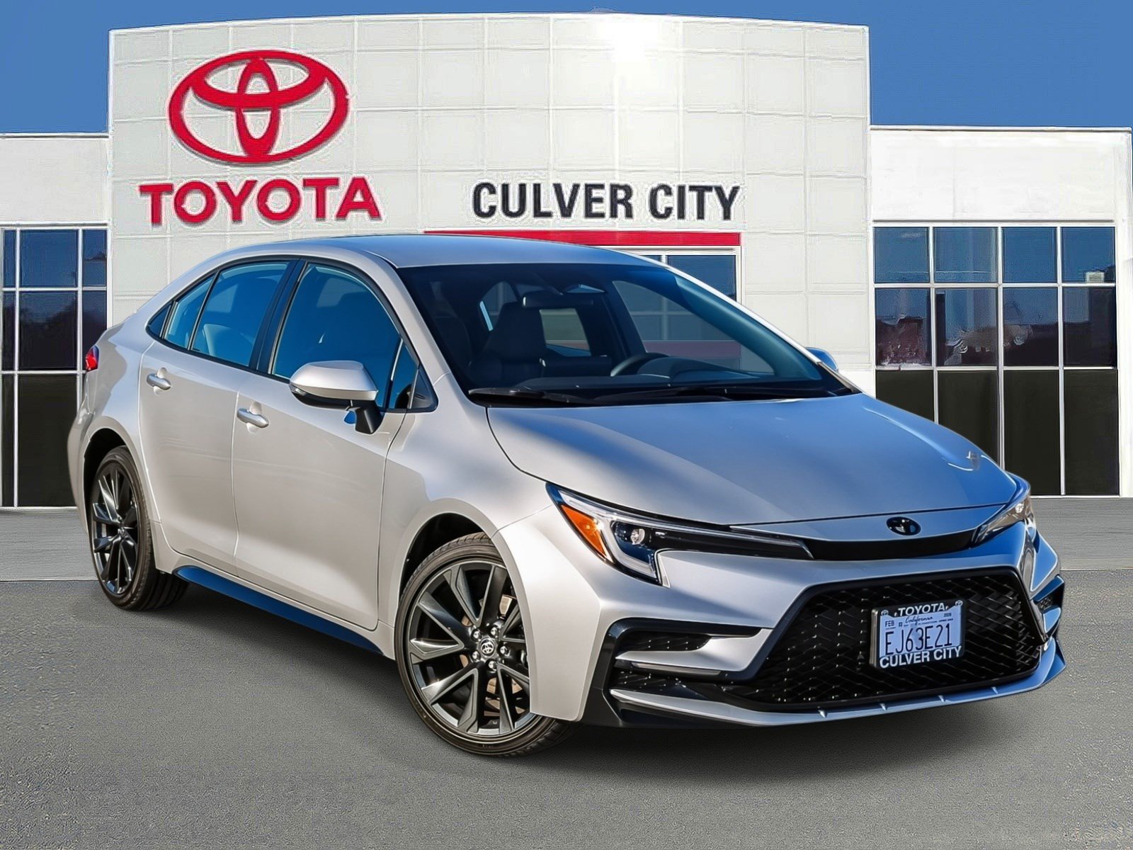 New 2026 Toyota Corolla SE FWD image 1