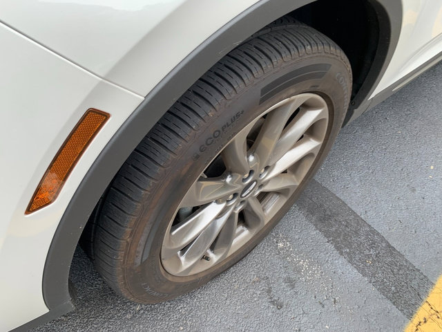 Used 2020 Lincoln Corsair AWD w/ Premium Package image 2