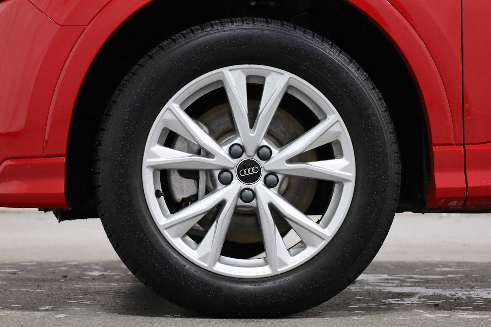 Certified 2025 Audi Q3 2.0T Premium Plus w/ Premium Plus Package AWD/4WD image 37