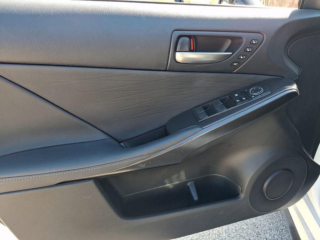 Used 2023 Lexus IS 350 F Sport w/ Navigation Package image 12