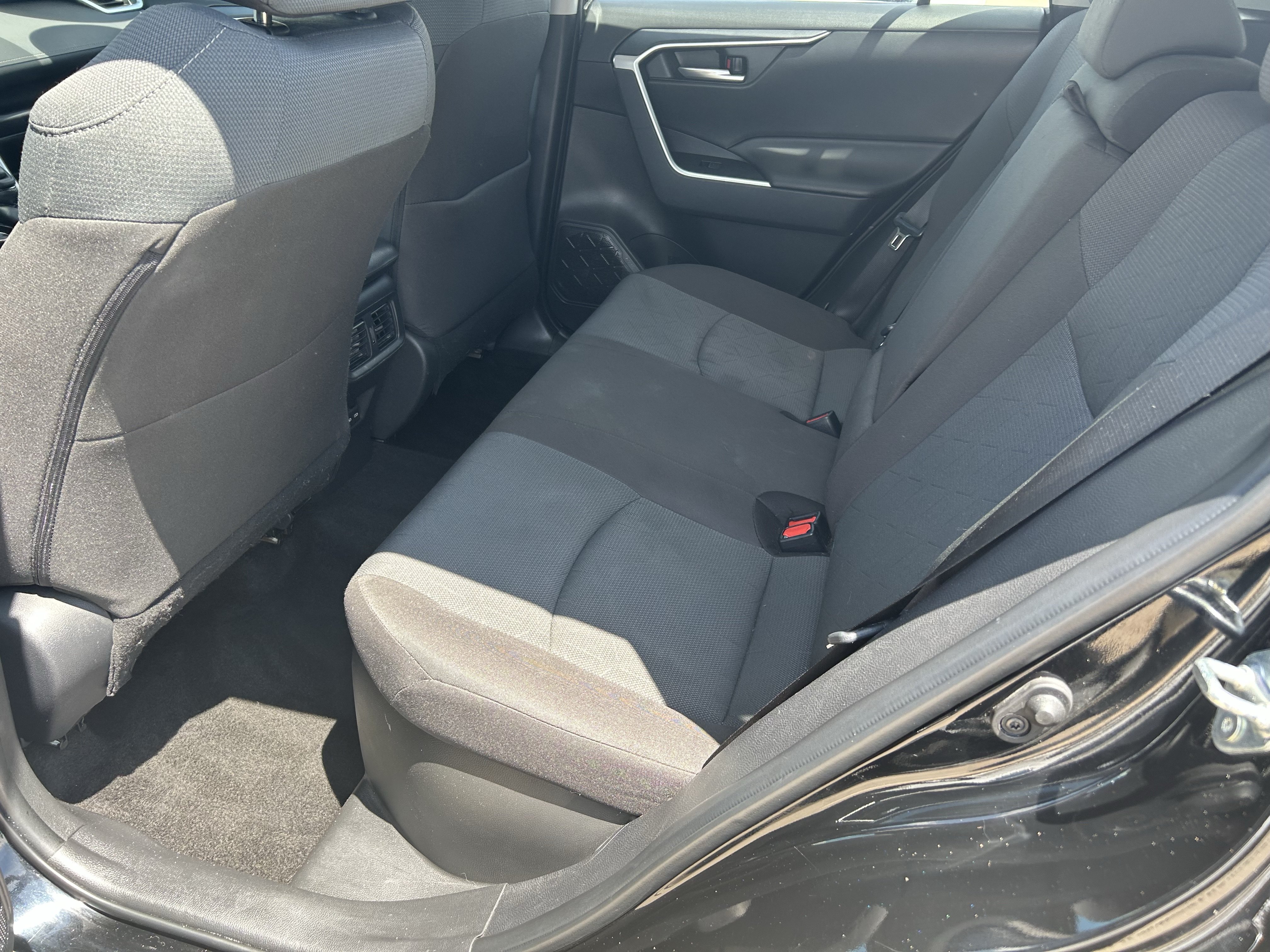 Certified 2025 Toyota RAV4 XLE AWD/4WD image 17