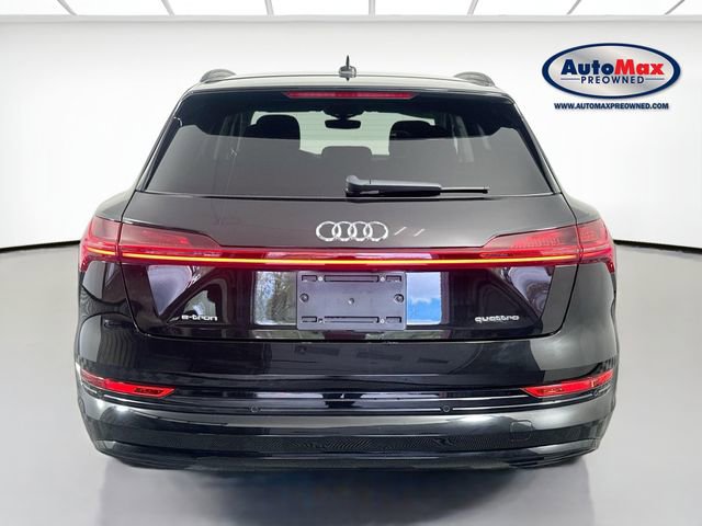 Used 2021 Audi e-tron Premium w/ Convenience Plus Package AWD/4WD image 8