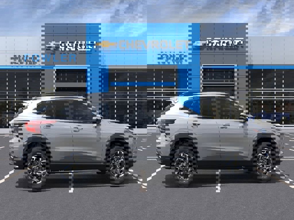 New 2026 Chevrolet Trax LT w/ Driver Confidence Package image 5