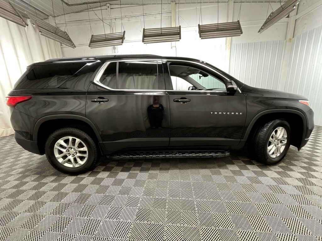 Certified 2021 Chevrolet Traverse LT FWD image 21