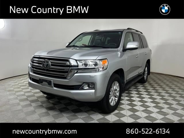 Used 2016 Toyota Land Cruiser AWD/4WD image 3
