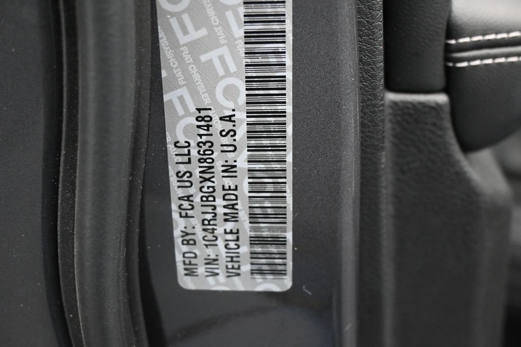 Used 2022 Jeep Grand Cherokee L Limited RWD image 17