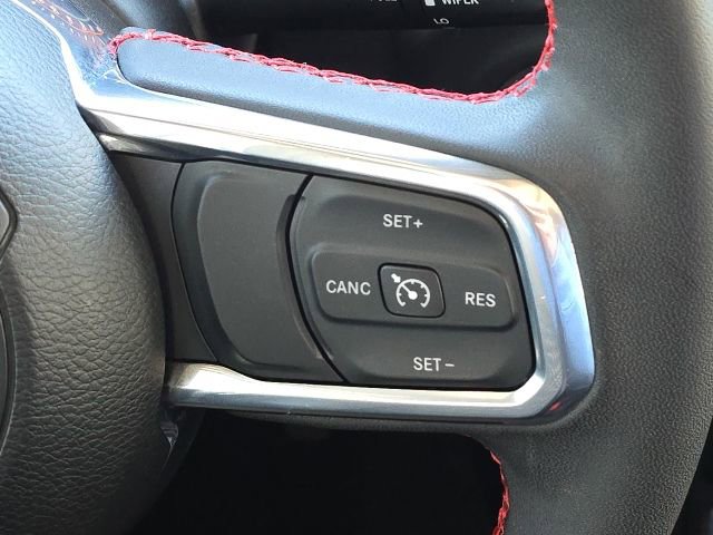 Used 2023 Jeep Gladiator Rubicon w/ LED Lighting Group AWD/4WD image 37