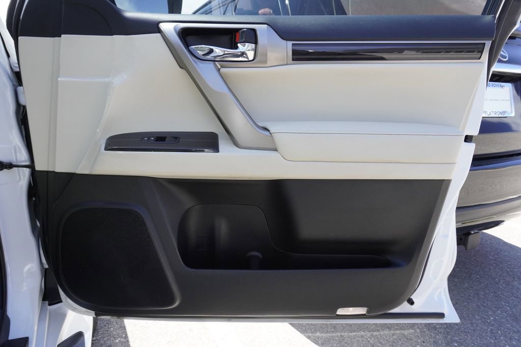 Used 2020 Lexus GX 460 Premium AWD/4WD image 21