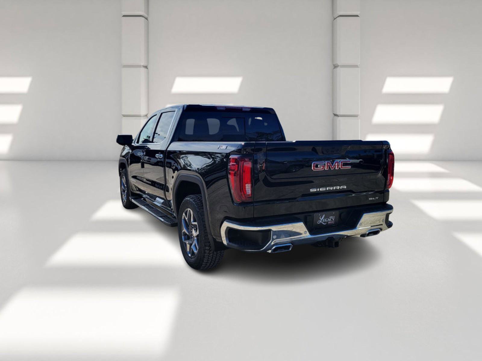 New 2026 GMC Sierra 1500 SLT w/ SLT Premium Plus Package image 5