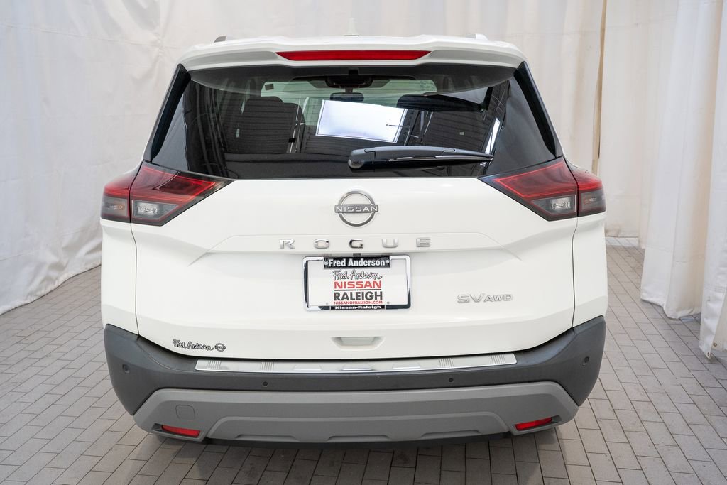 Certified 2023 Nissan Rogue SV w/ SV Premium Package image 4