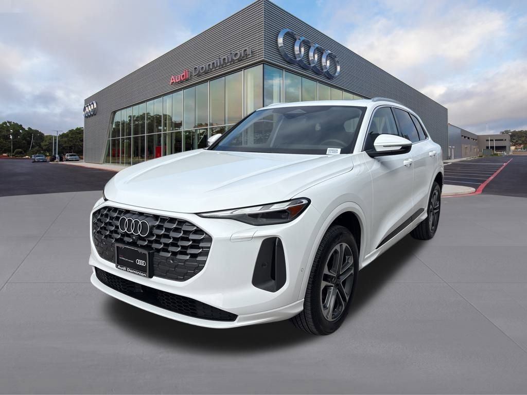 Certified 2025 Audi Q5 Premium w/ Convenience Package image 1