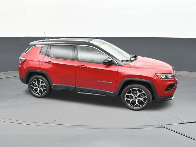 Used 2025 Jeep Compass Limited AWD/4WD image 64