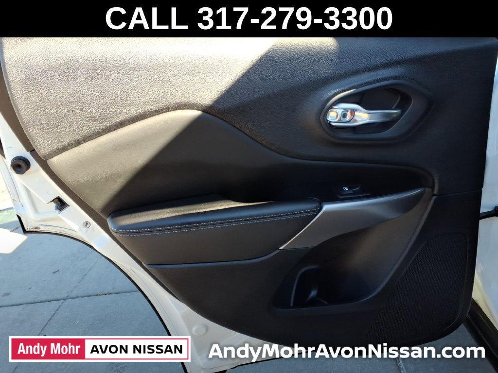 Used 2022 Jeep Cherokee Latitude Lux AWD/4WD image 36