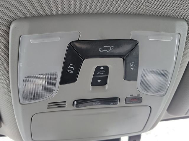 Used 2018 Toyota Sienna XLE image 21
