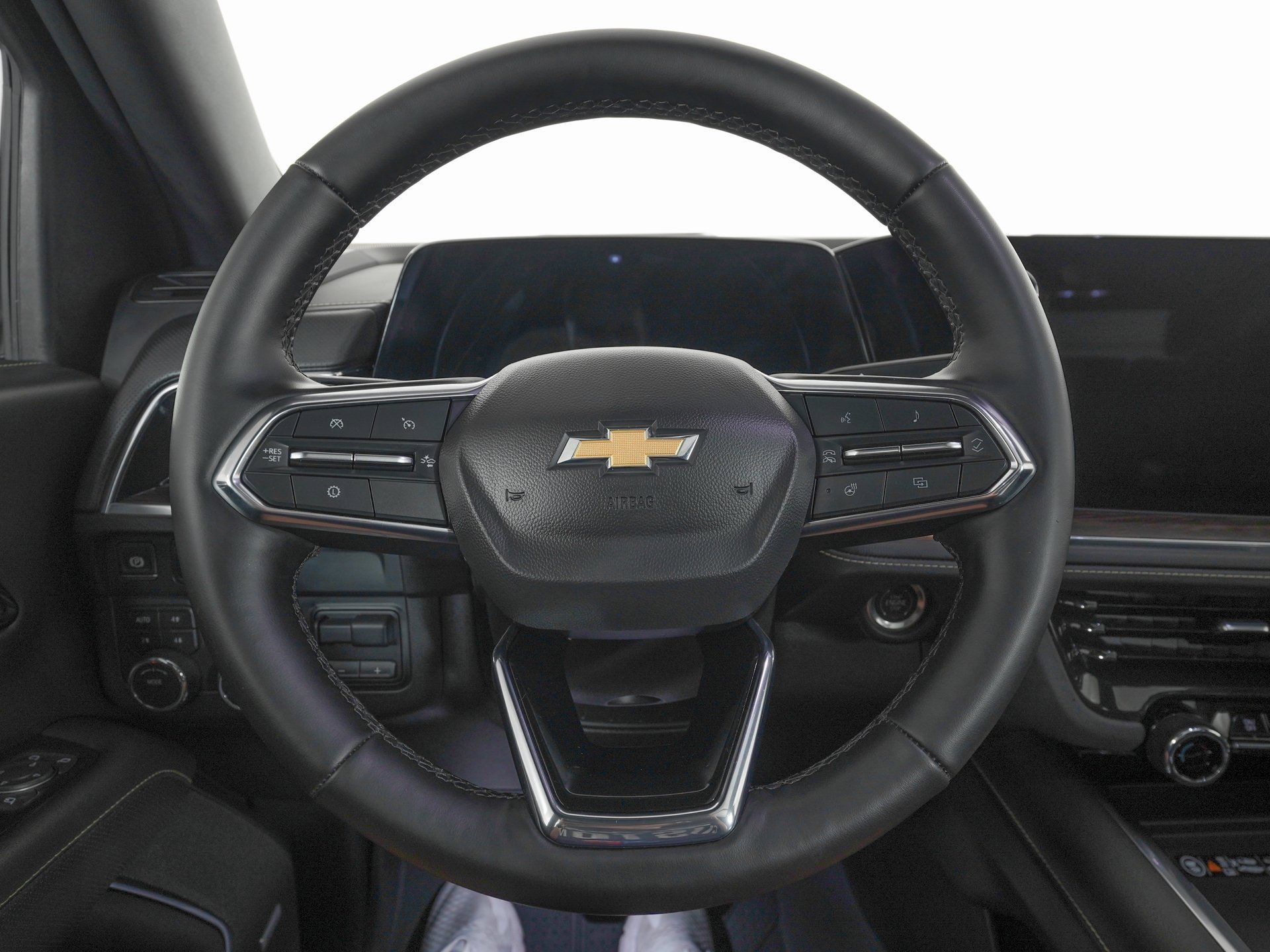 Used 2025 Chevrolet Tahoe Premier w/ Sun And Tow Package image 19