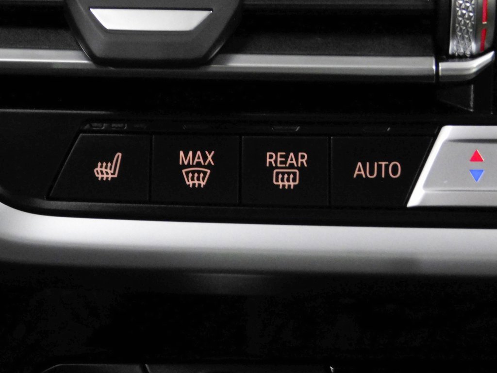 Used 2024 BMW X3 xDrive30i image 45