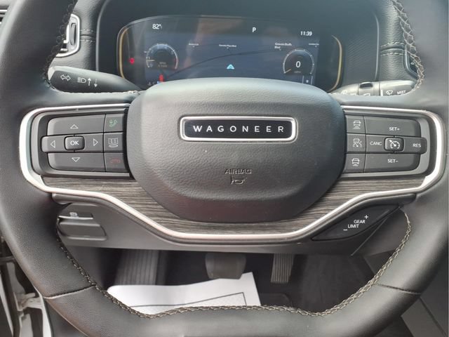 Used 2022 Jeep Wagoneer Series II RWD image 11