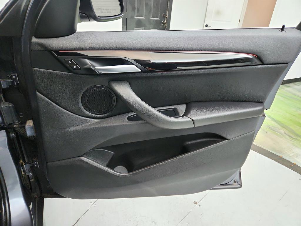 Used 2018 BMW X1 xDrive28i AWD/4WD image 27