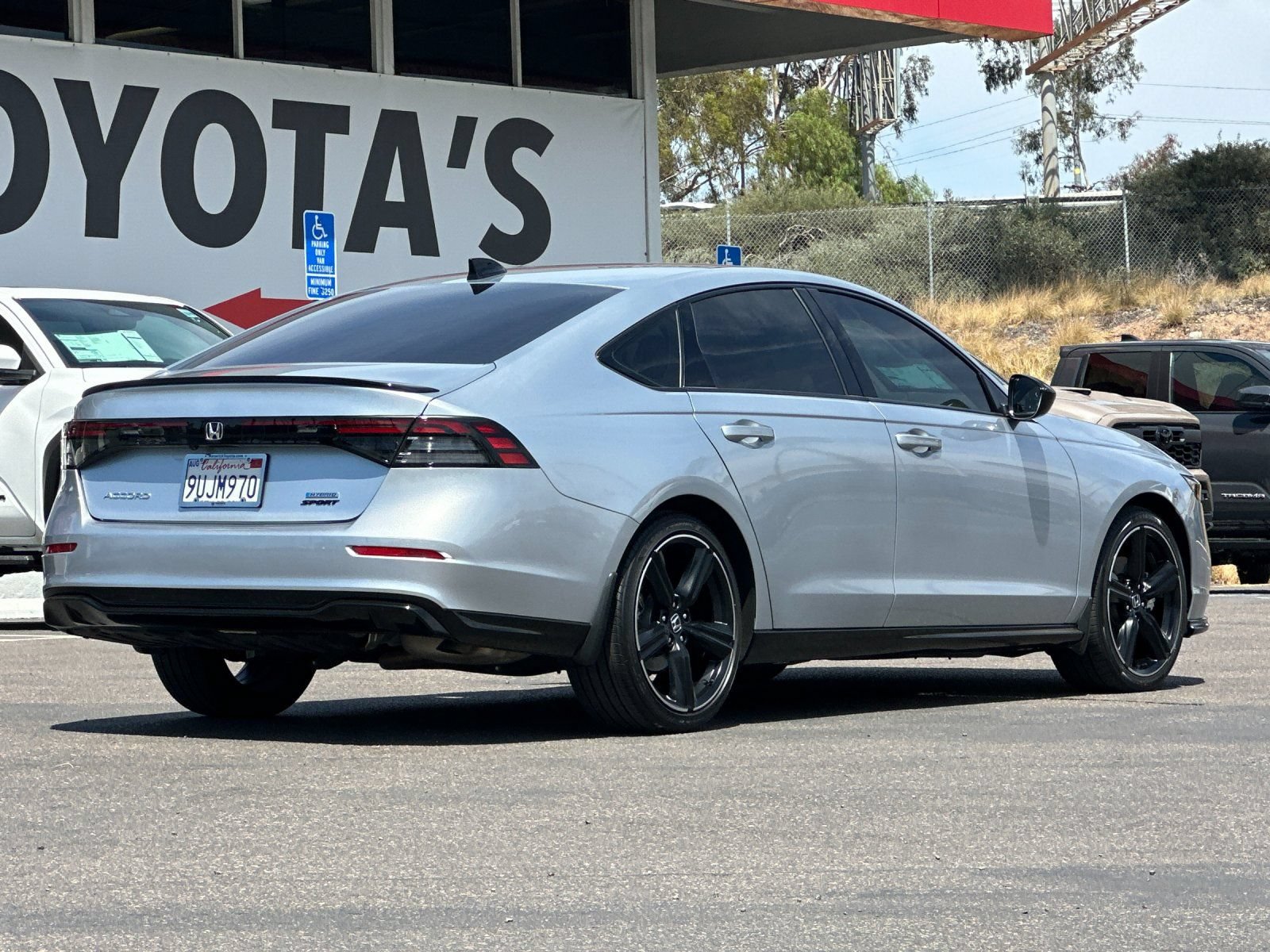 Used 2025 Honda Accord Sport image 5