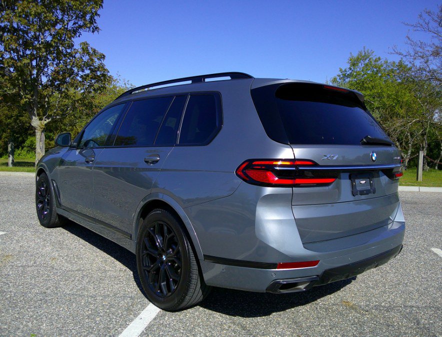 Used 2023 BMW X7 xDrive40i AWD/4WD image 8